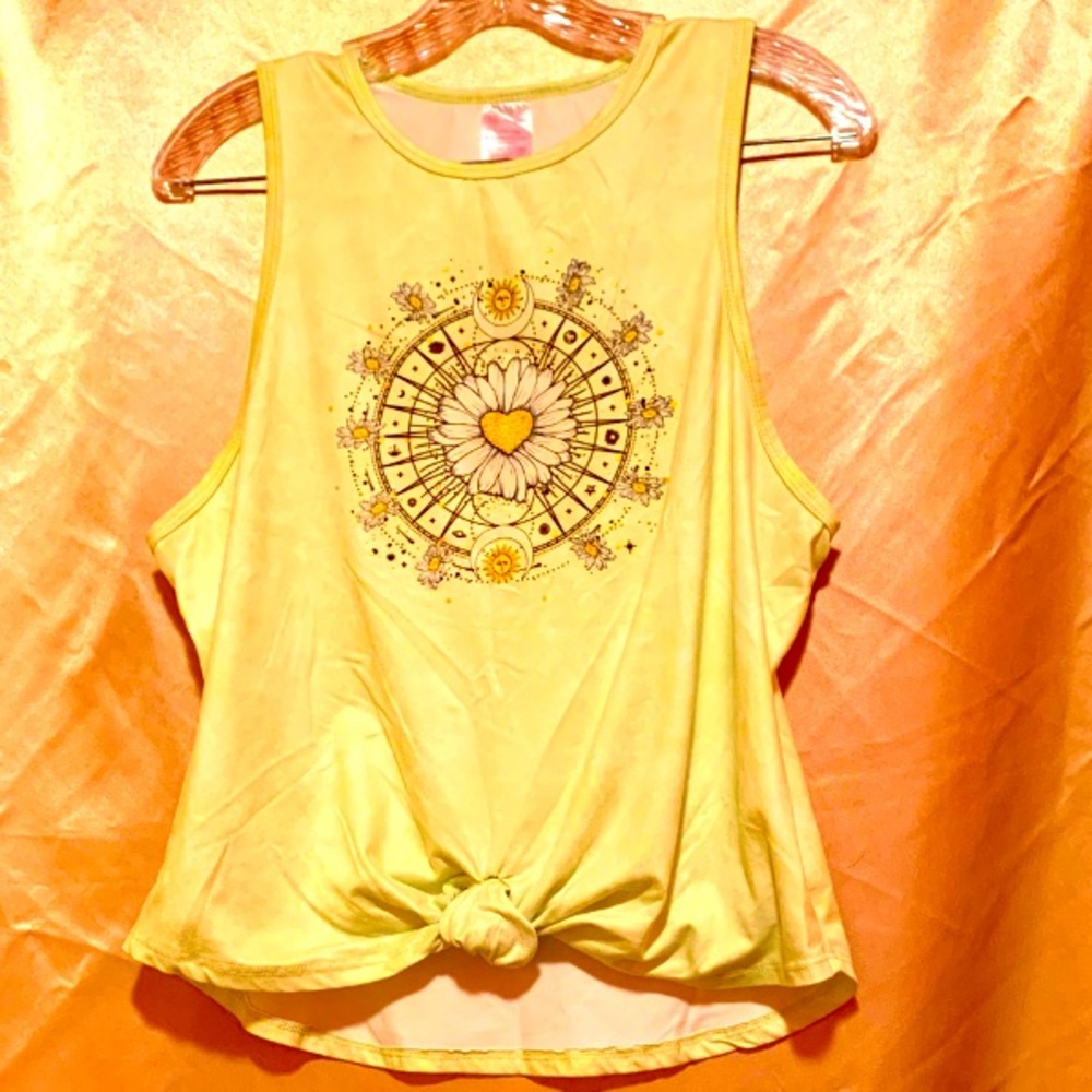 Mandala ❤️Print ❤️Sleeveless❤️ Top ❤️Light Yellowish Green❤️❤️❤️